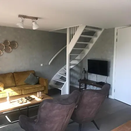 Harry Aan Zee * Egmond aan den Hoef