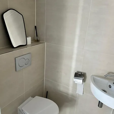 Vila Harry Aan Zee *